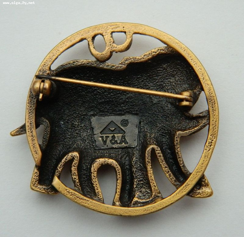 Rare Elephant Brooch Marked V&A