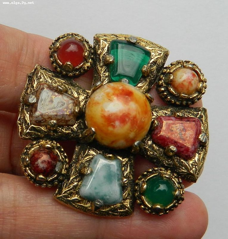 Scottish Jewelry, Vintage 1960's Cetlic Faux Scotch Agate Brooch