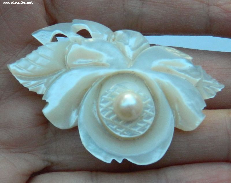 Carved Mother of Pear, Floral with a Pearl