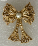 Olga Zakharova Jewellery - Brooches - Vintage Bow Ghritmas, Old Gold-Tonewith Big Pearl Brooch, Open work
