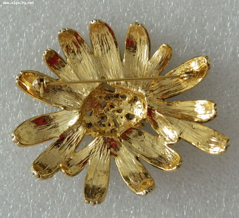 Vintage Flower Big Brooch,Gold tone Petals ,Purple Rhinestones on the centre