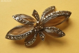 Olga Zakharova Jewellery - Brooches - Monet Vintage Buterfly-Flower Brooch,pink Rhinesrones,Faceted Kaboshones